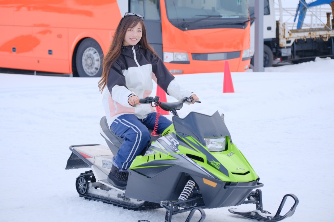 るりこさんがスノーモービル＆ATVに挑戦！｜ニュース＆ブログ｜イーグルモーターサイクル - 北海道札幌市